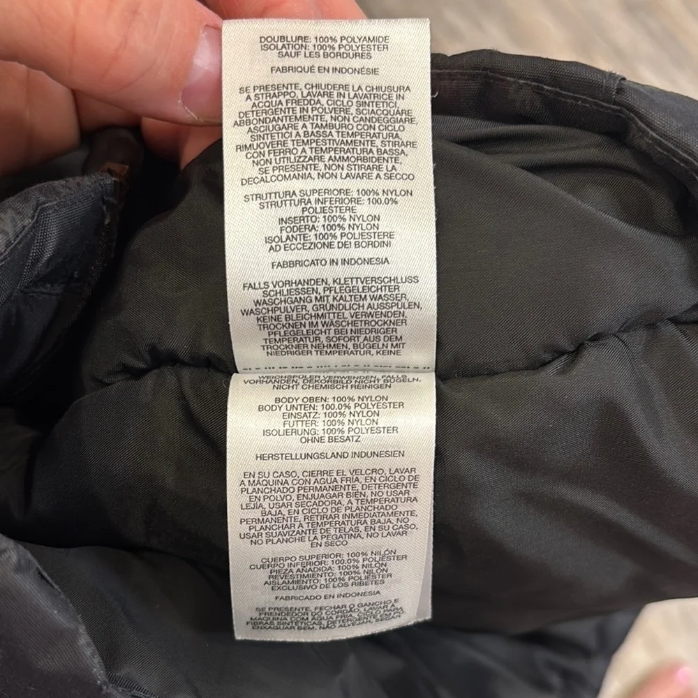 Columbia Kids Black and Gray Hooded Winter Coat Size Medium